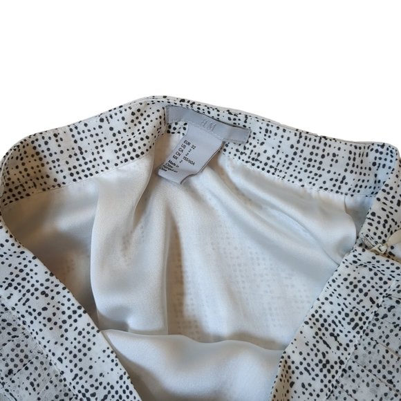 H&M A-line Pleated Skirt White with Abstract Black Dot Pattern Size 2 XS - Picture 6 of 7